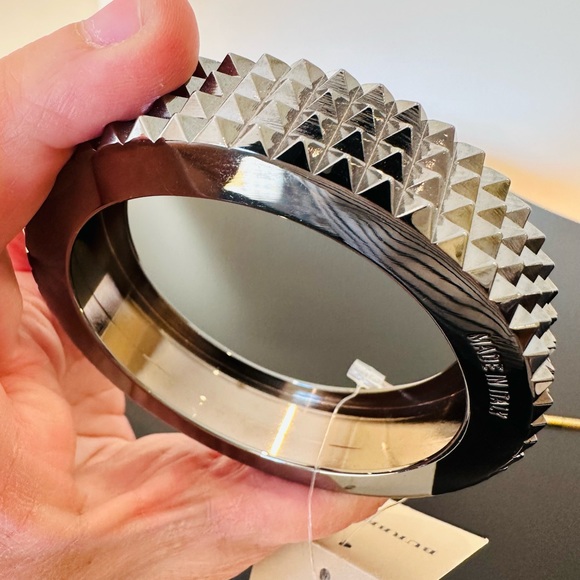 NWT Authentic RARE Luxury Minimalist Burberry gunmetal spiked bangle/bracelet - Picture 15 of 17